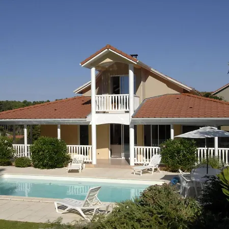 With Private Pool Near Aquitaine Coast Lacanau